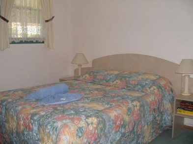 Travellers Rest And The Courtyard Restaurant - Your Accommodation 1