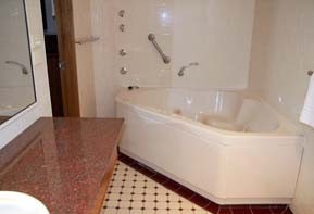 Queensgate Motel - Your Accommodation 1