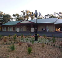 Sanctuary House Resort Motel - Your Accommodation