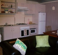 Little Para Cottage - Your Accommodation
