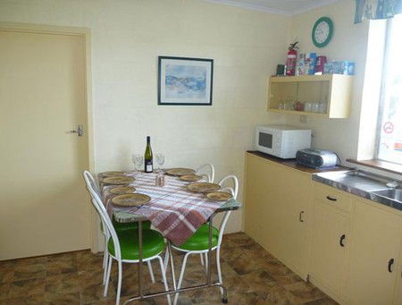 Oaklands Fishing Cottage - Your Accommodation 3