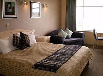 Lake View Motel - Your Accommodation 10