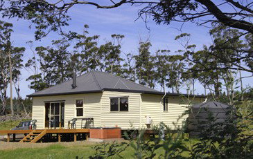 Twin Lakes Trout Fishery - Your Accommodation 1