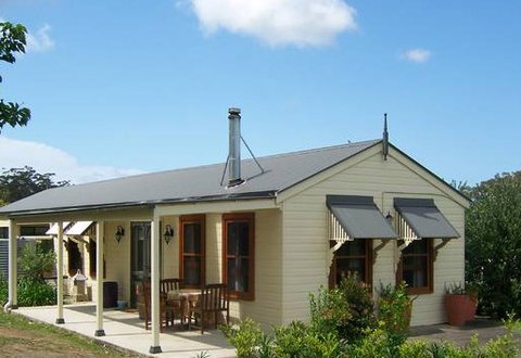 Hillcrest Cottage - Your Accommodation 1