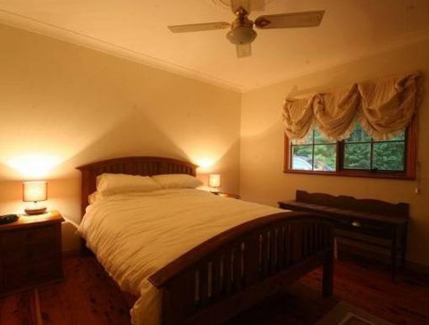 Elouera - Your Accommodation 3