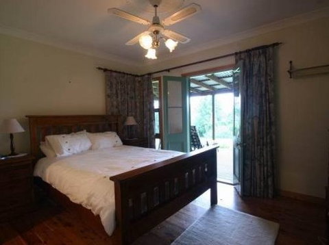 Elouera - Your Accommodation 5