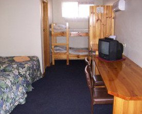Cooma Country Club Motor Inn - Your Accommodation 2