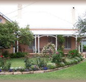 Guy House Bed and Breakfast - Your Accommodation