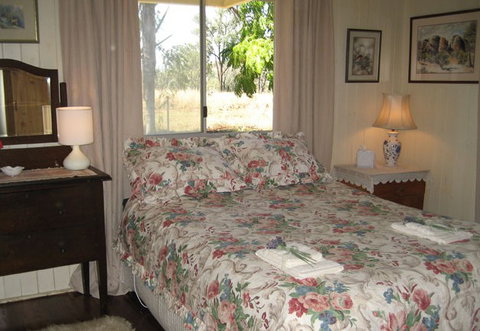 Flag Springs Bush Retreat - Your Accommodation 4