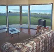 Horizons Beachfront Apartment - Your Accommodation