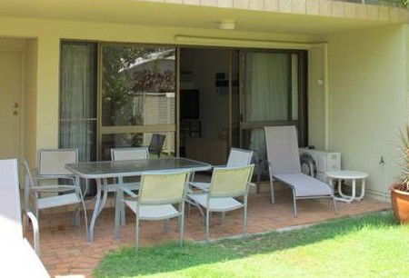 Le Court Villas - Your Accommodation 3