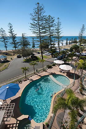 Norfolks On Moffat Beach - Your Accommodation 3
