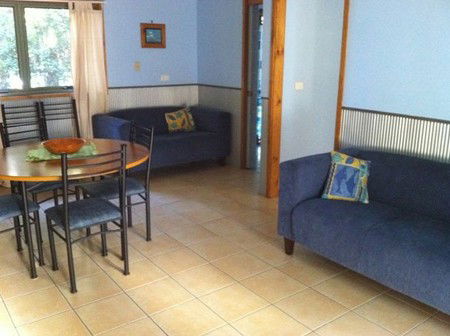 O'Carrollyns At One Mile Beach - Your Accommodation 5
