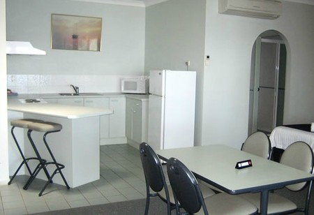 Moby Dick Waterfront Resort Motel - Your Accommodation 0