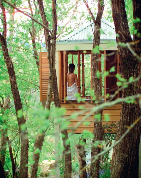 Lake House - Your Accommodation 0