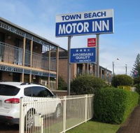 Town Beach Motor Inn - Your Accommodation