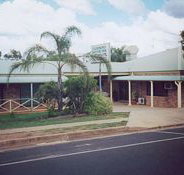 Clermont Motor Inn - Your Accommodation