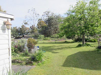 VARUNA - Your Accommodation 3