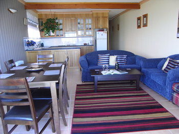 Lavender House B&B - Your Accommodation 32