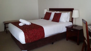 OVR Caloundra - Your Accommodation 5