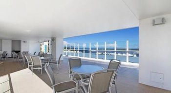 OVR Caloundra - Your Accommodation 9
