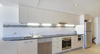 OVR Caloundra - Your Accommodation 12