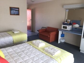 Ulladulla Harbour Motel - Your Accommodation 34