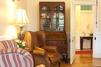 Maleny Lodge - Your Accommodation 6