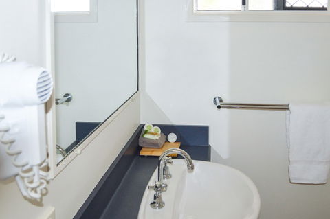 BEST WESTERN Boulevard Lodge - Your Accommodation 11