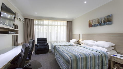 BEST WESTERN Aspen And Apartments - Your Accommodation 0