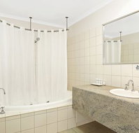 Quality Inn  Suites The Menzies - Your Accommodation