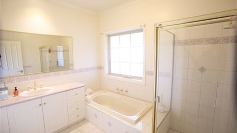 Farm Accommodation - Your Accommodation 7