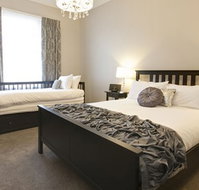 Executive Townhouse on MacArthur - Your Accommodation