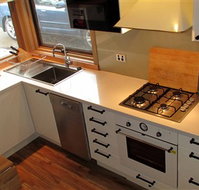 Wallace's - Crystal Creek Chalet 1 - Your Accommodation