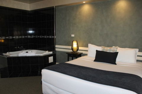 Fairways Resort - Your Accommodation 0