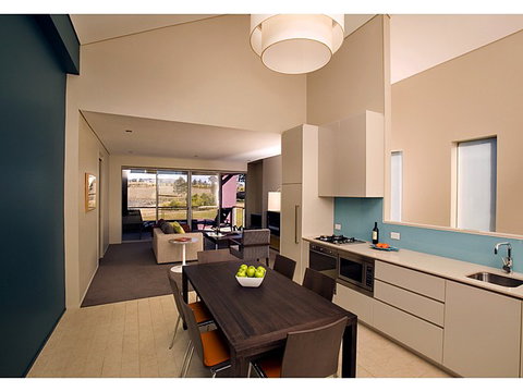 Grand Mercure Apartments The Vintage - Your Accommodation 2