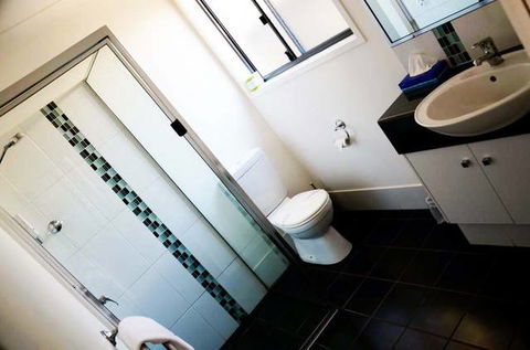 Oakey Motor Inn - Your Accommodation 2