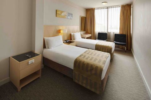 Quality Hotel Ambassador Perth - Your Accommodation 9