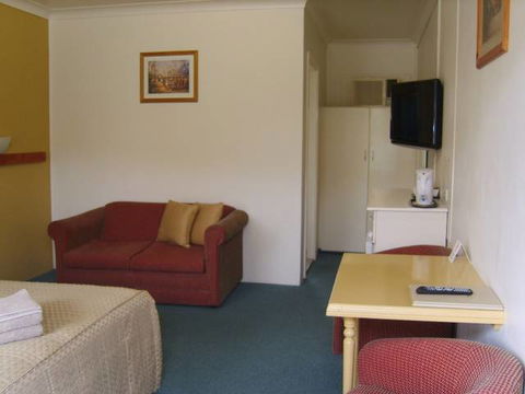 Valley View Motel - Your Accommodation 1