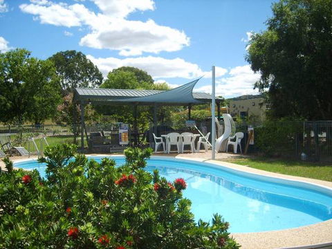 Valley View Motel - Your Accommodation 2