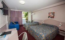 Golden Chain Palm Court Motor Inn - Port Macquarie - Your Accommodation 4