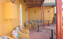 Settlers Arms Hotel - Dungog - Your Accommodation 4