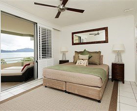 Lagoon 102 - The Beach Shack - Your Accommodation 2