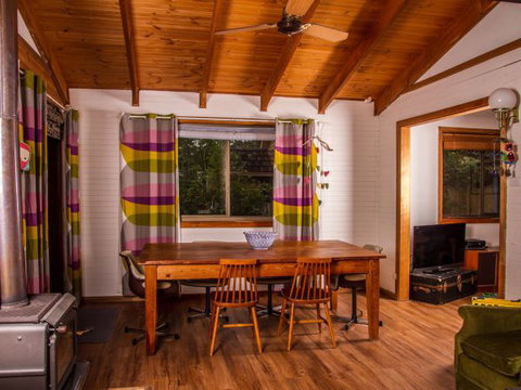 Daisy's Cottage - Your Accommodation 2