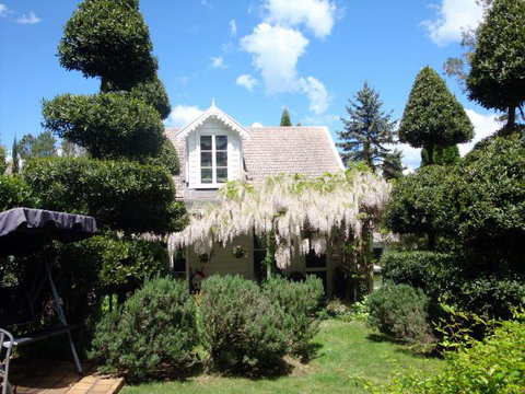 Southdown Cottage Bowral - Your Accommodation 2