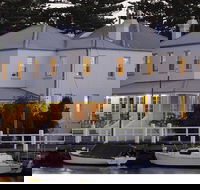 Oscars Waterfront Boutique Hotel - Your Accommodation