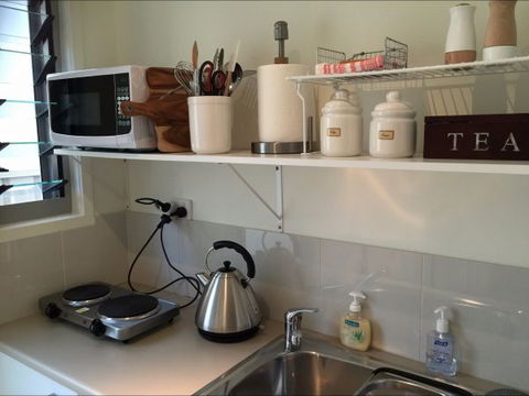 Lake View Elizabeth Beach - Your Accommodation 7