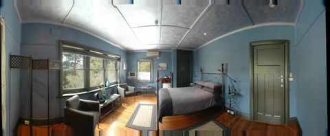 Oakdene Vineyards Guesthouse - Your Accommodation 1