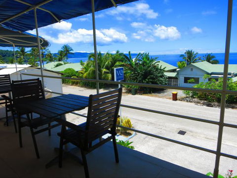 VQ3 Lodge - Your Accommodation 1