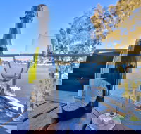 El Lago Jetty - Your Accommodation